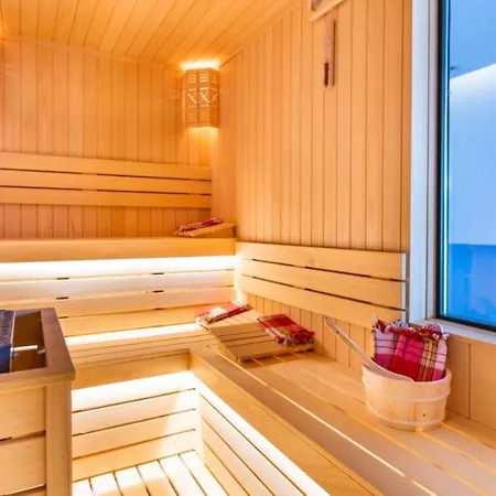 빌라 Phi With Heated Indoor Pool