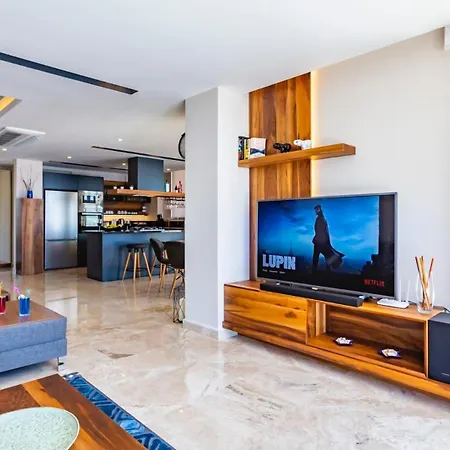 Villa Phi With Heated Indoor Pool *